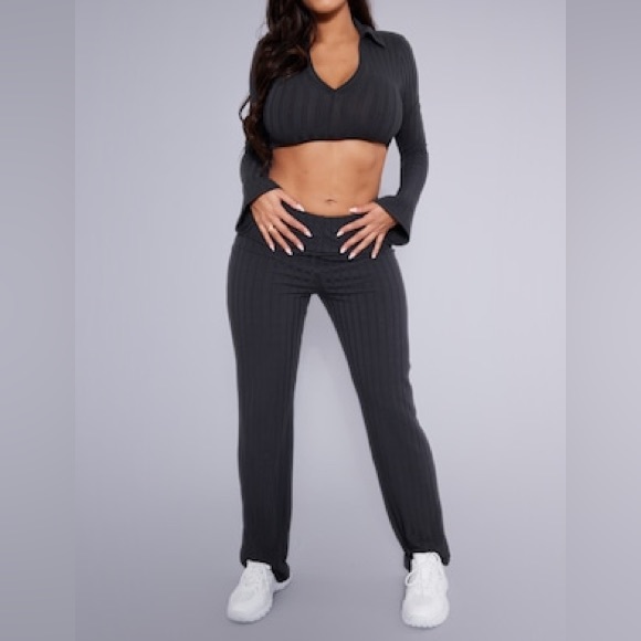 PrettyLittleThing Shape Charcoal Grey Wide Rib Flared Pants/Trousers Sz. 8 NWT - Picture 2 of 10